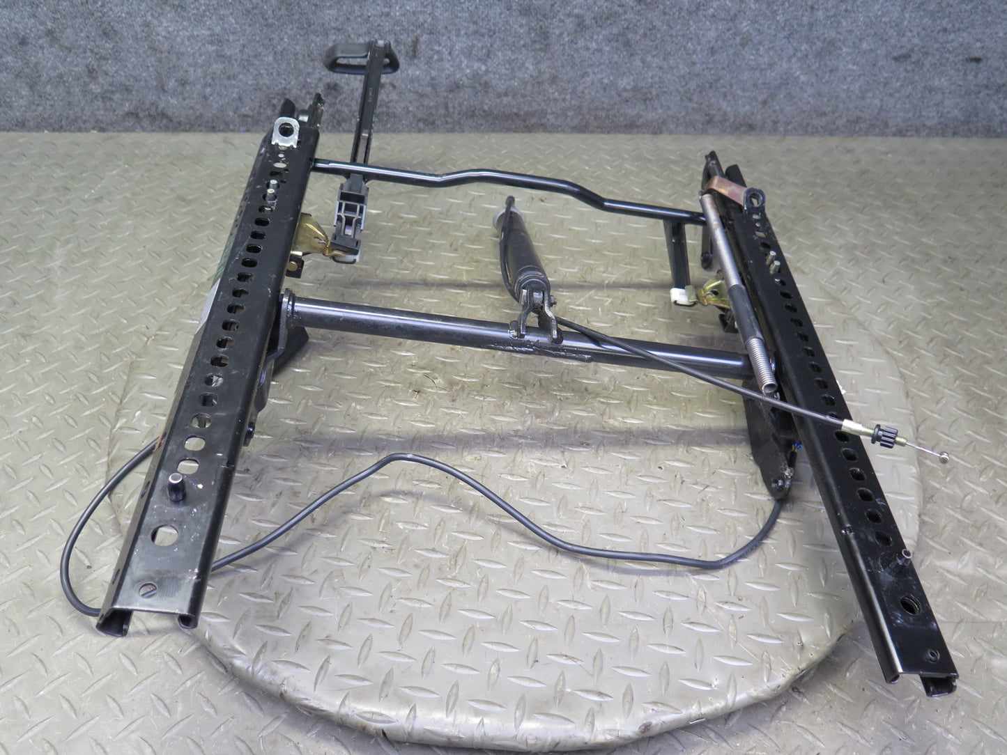 1997-2004 Porsche Boxster 986 Front Left Seat Lower Frame Track Rail