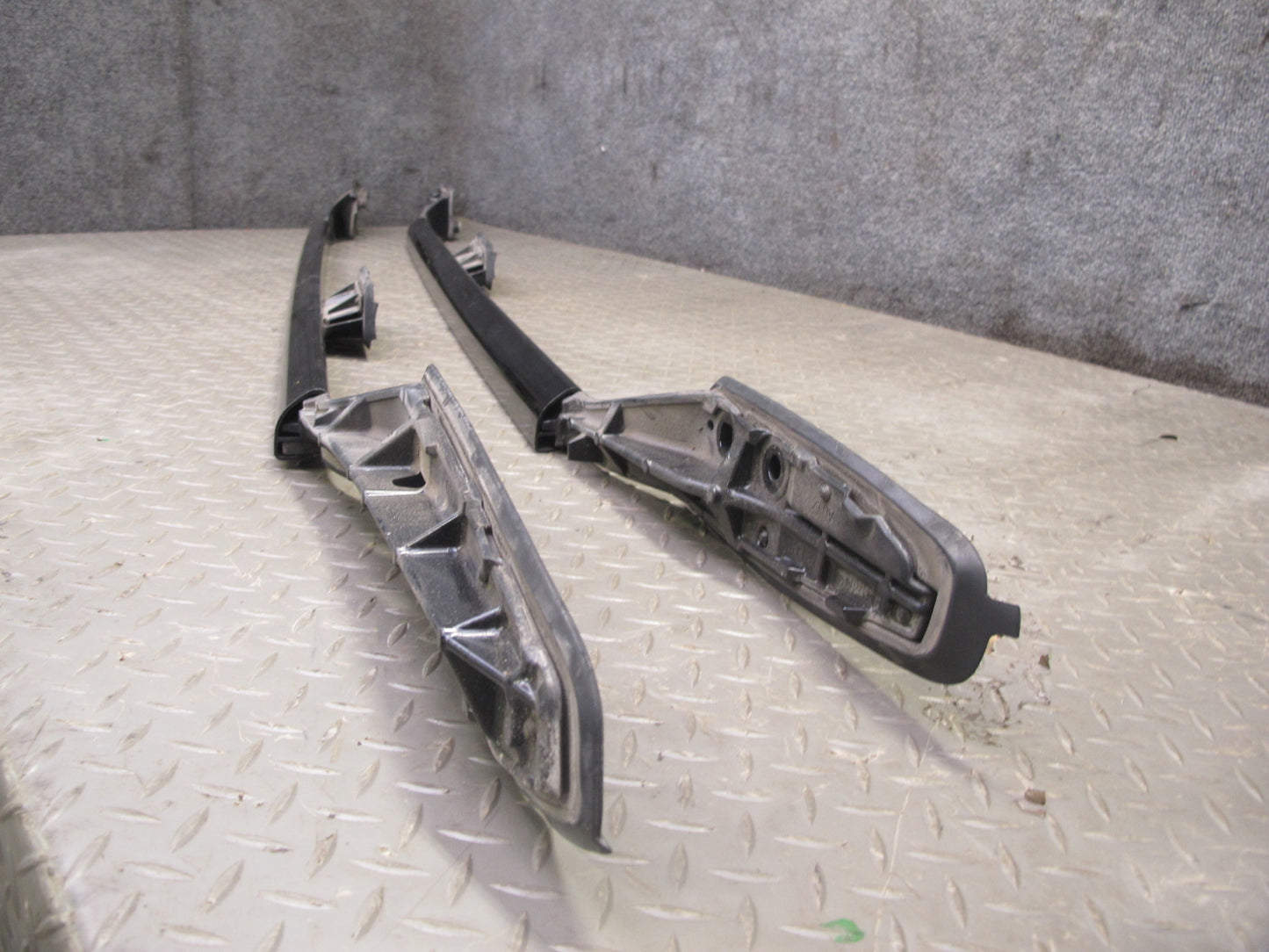 2003-2009 Lexus UZJ120L GX470 Left & Right Side Roof Luggage Rack Rail Set