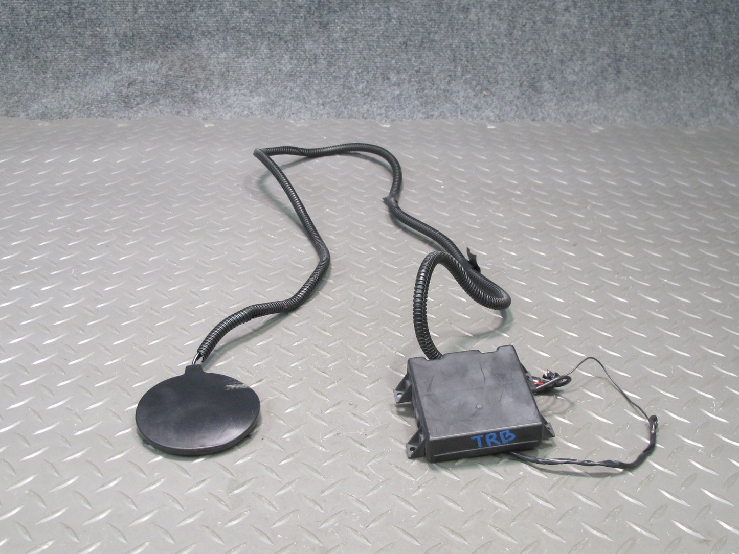 01-06 BMW E46 330CI Convertible GPS Tracking Device Recovery System Module