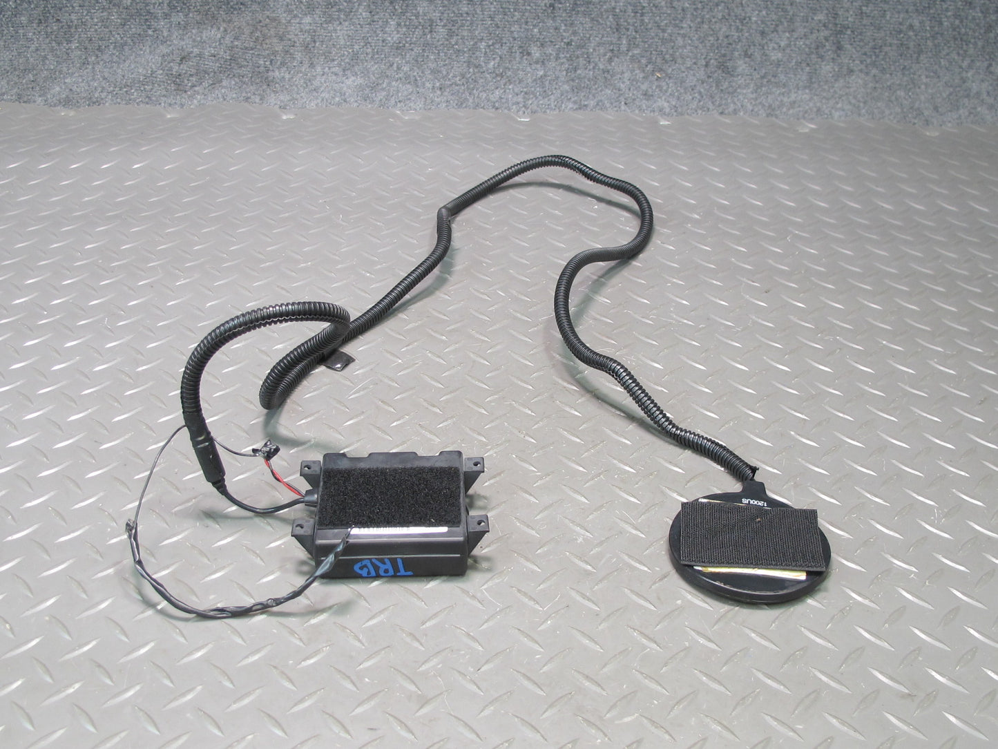 01-06 BMW E46 330CI Convertible GPS Tracking Device Recovery System Module