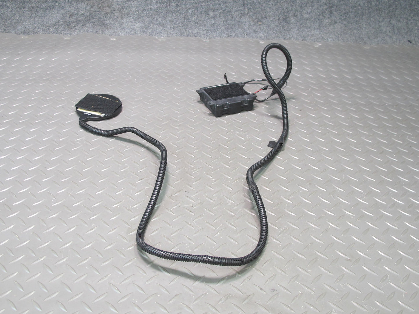 01-06 BMW E46 330CI Convertible GPS Tracking Device Recovery System Module