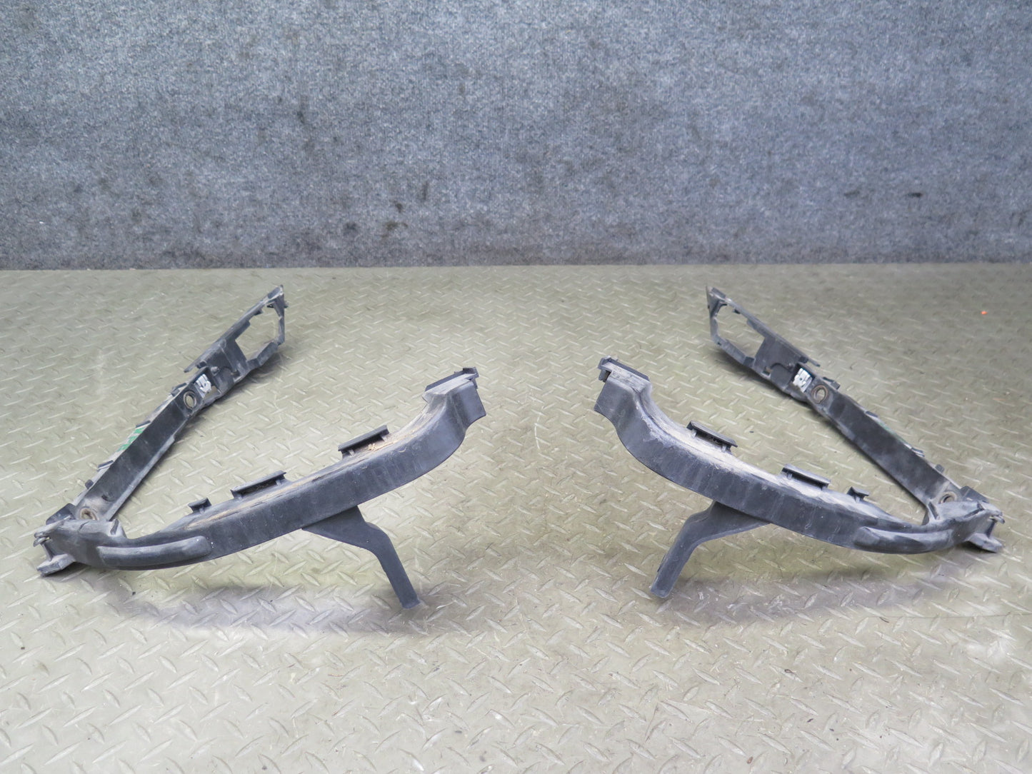 1997-2004 Porsche Boxster 986 Front Bumper Mount Bracket Support Set of 2