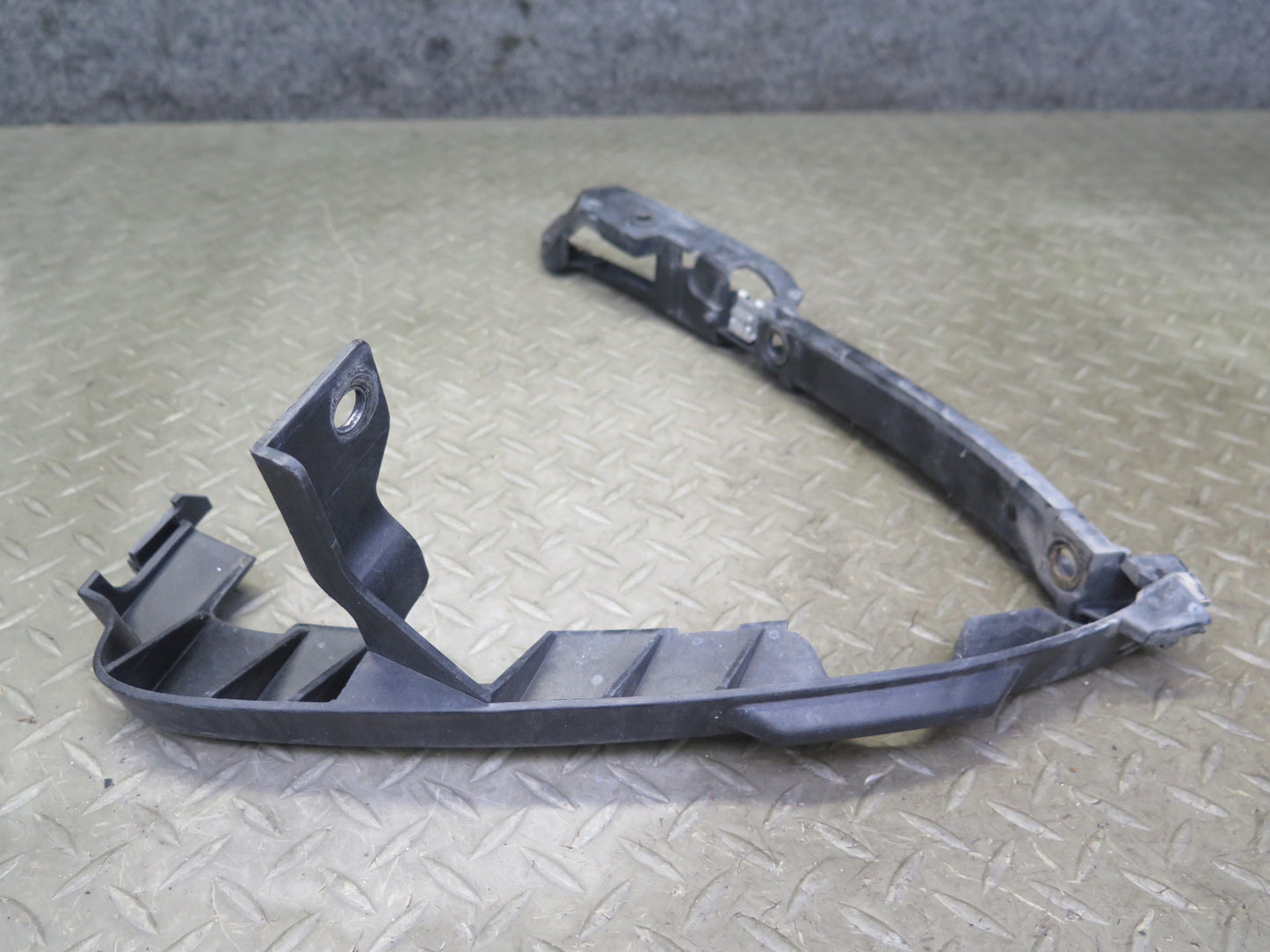 1997-2004 Porsche Boxster 986 Front Bumper Mount Bracket Support Set of 2