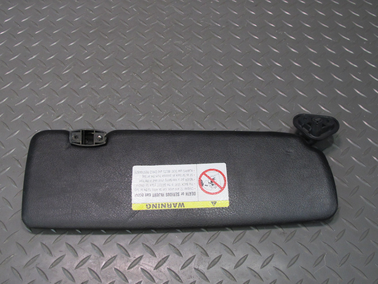 01-06 BMW E46 330ci Convertible Set of 2 Front Left & Right Sun Visor Black OEM