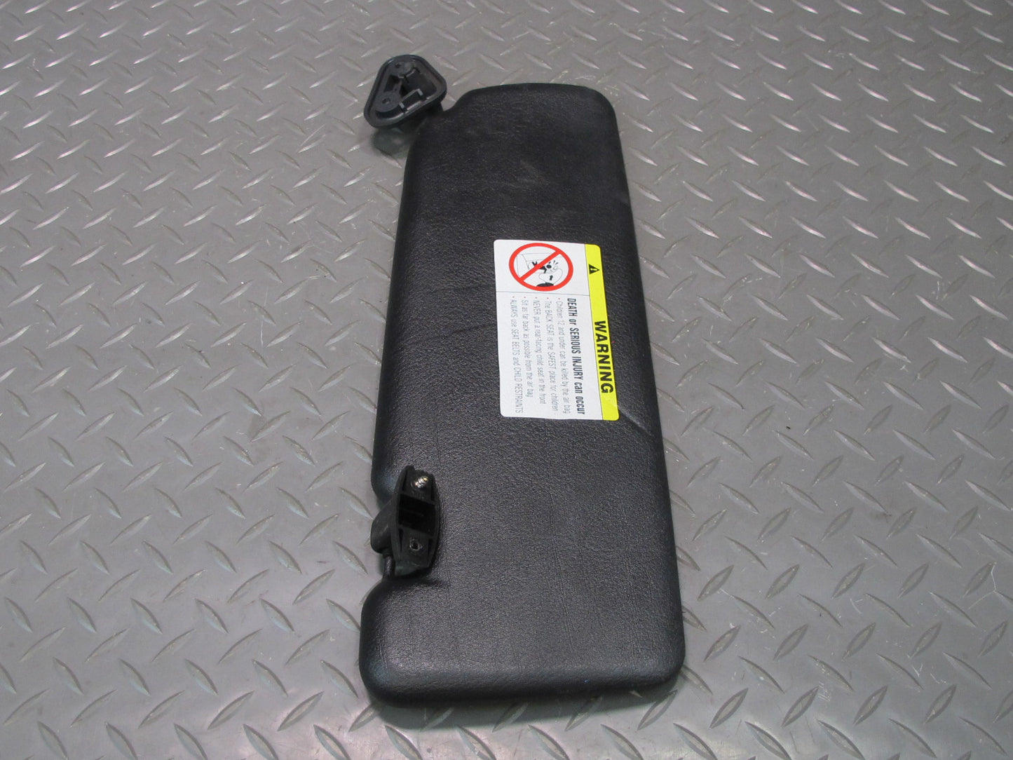 01-06 BMW E46 330ci Convertible Set of 2 Front Left & Right Sun Visor Black OEM