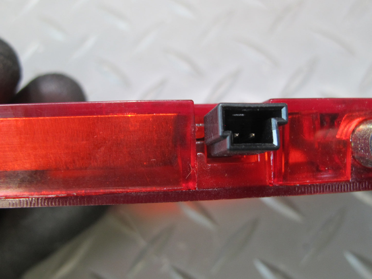 01-03 BMW E46 330CI Convertible Rear Third 3RD Brake Stop RED Light Lamp OEM