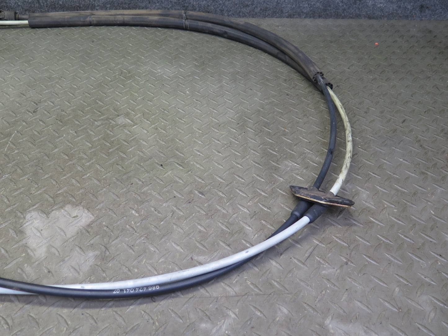 1997-1999 Porsche Boxster 986 2.5L M/T Manual Transmission Shifter w Cables