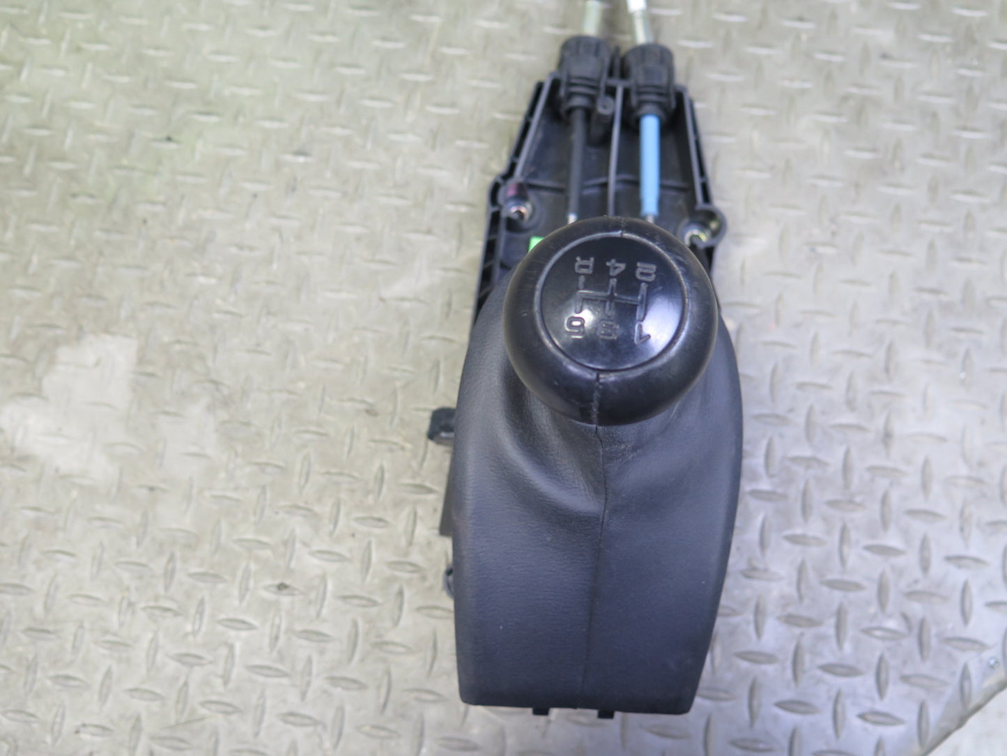 1997-1999 Porsche Boxster 986 2.5L M/T Manual Transmission Shifter w Cables