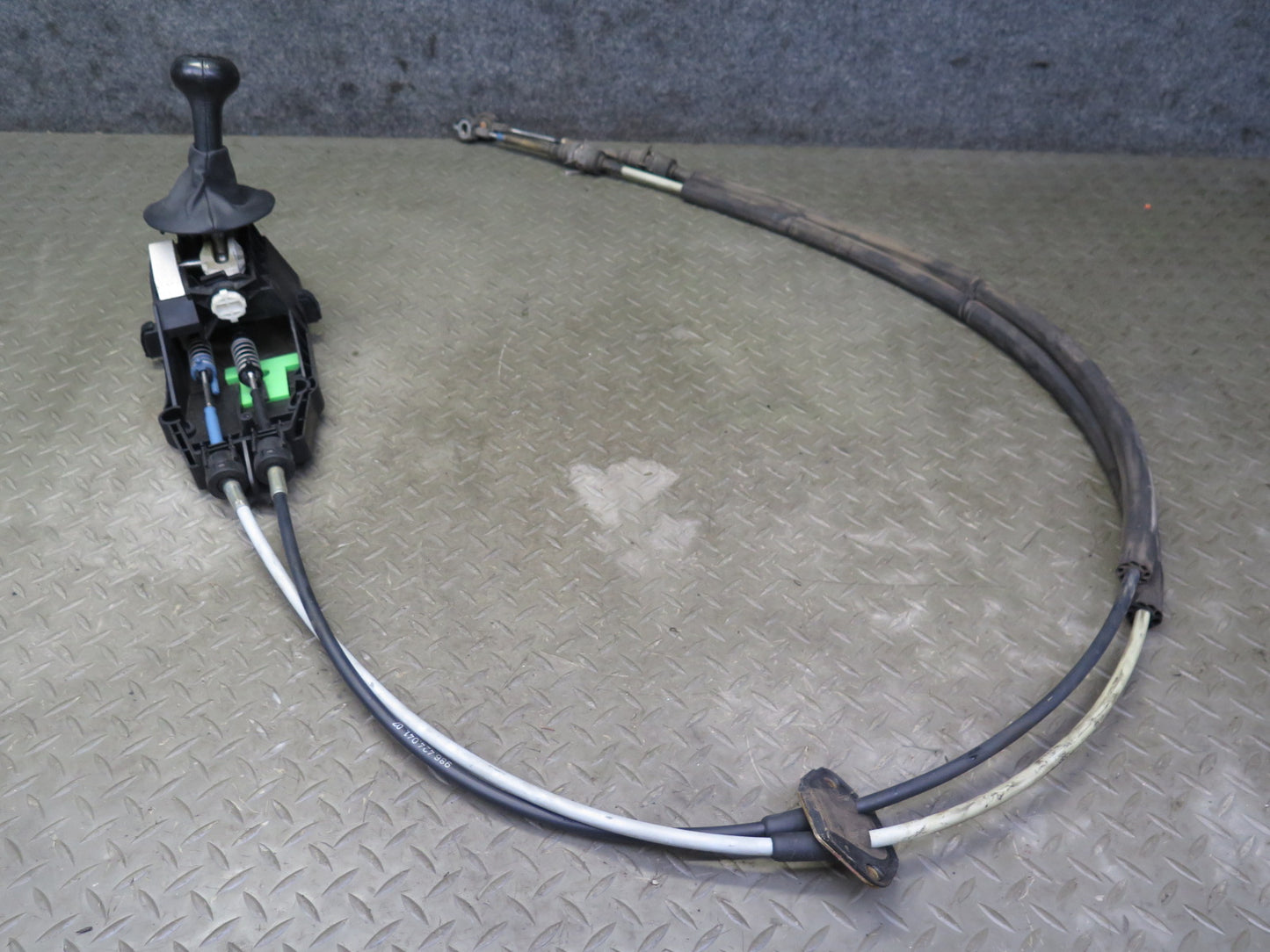 1997-1999 Porsche Boxster 986 2.5L M/T Manual Transmission Shifter w Cables