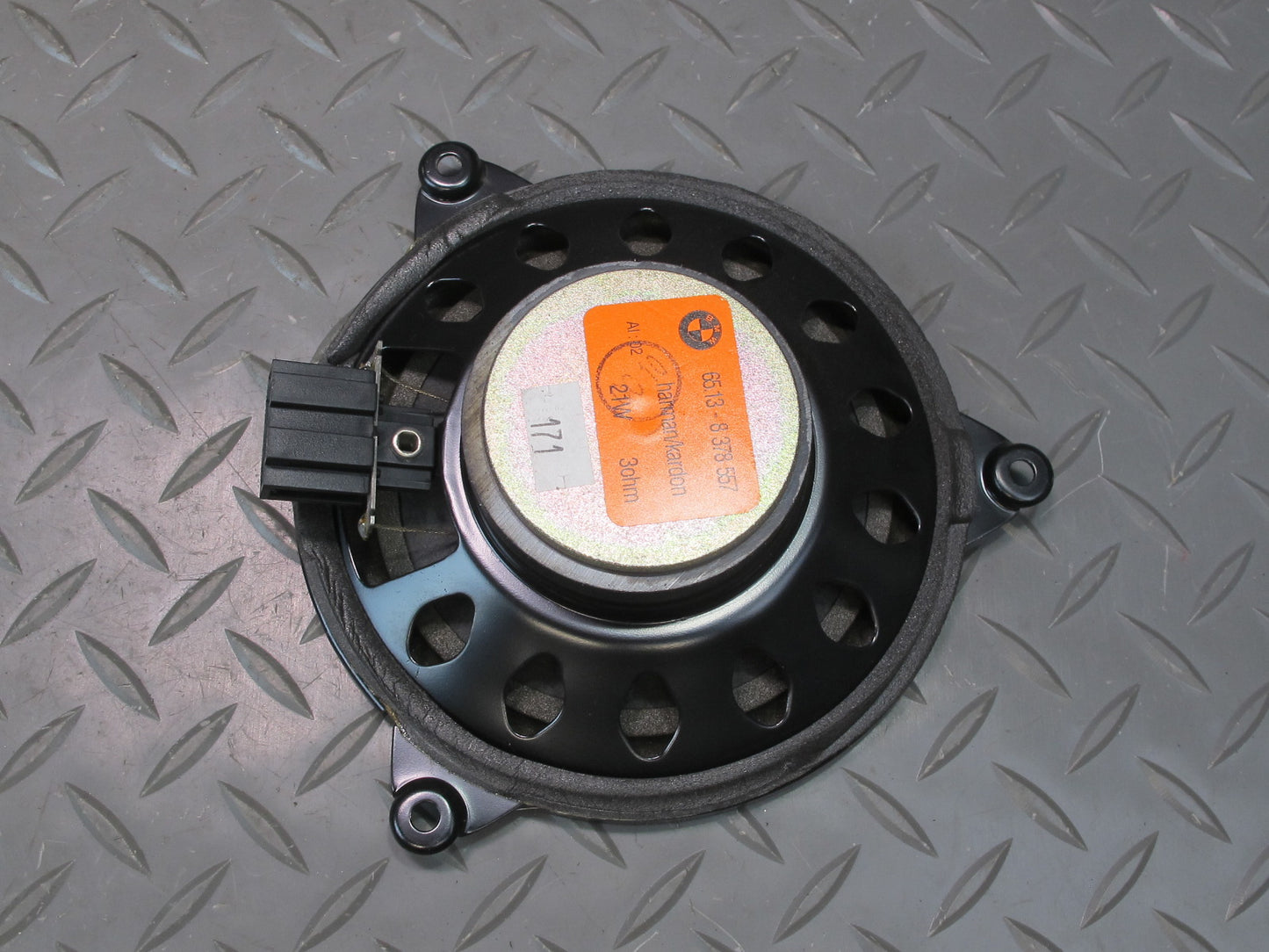 01-06 BMW E46 330ci Convertible Set of 2 Rear Harman Kardon Speaker OEM