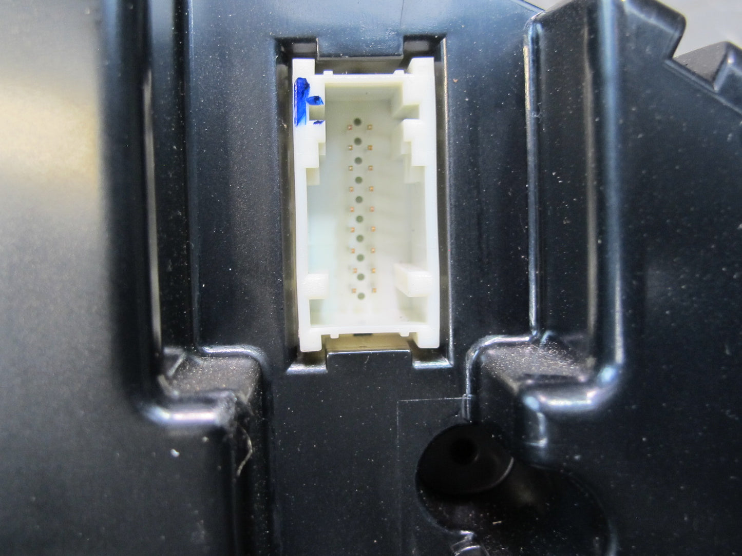 2001 BMW E46 330Ci Coupe Conv M/T Instrument Cluster Gauge Speedometer 77K OEM