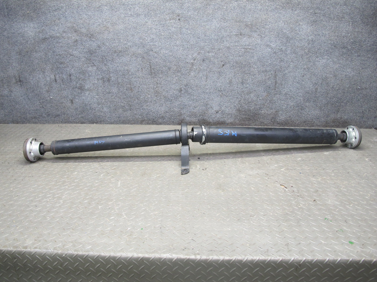 08-16 Audi 8T A5 S5 AWD A/T Rear Driveshaft Drive Shaft 8T0521101D 101K Mile OEM