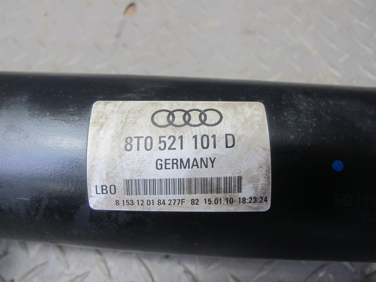 08-16 Audi 8T A5 S5 AWD A/T Rear Driveshaft Drive Shaft 8T0521101D 101K Mile OEM