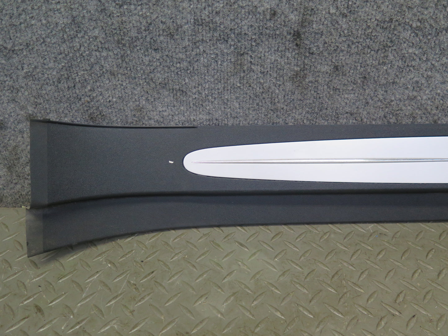 03-12 Mercedes R230 SL Set of 2 Left & Right Door Step Sill Plate Trim Panel OEM