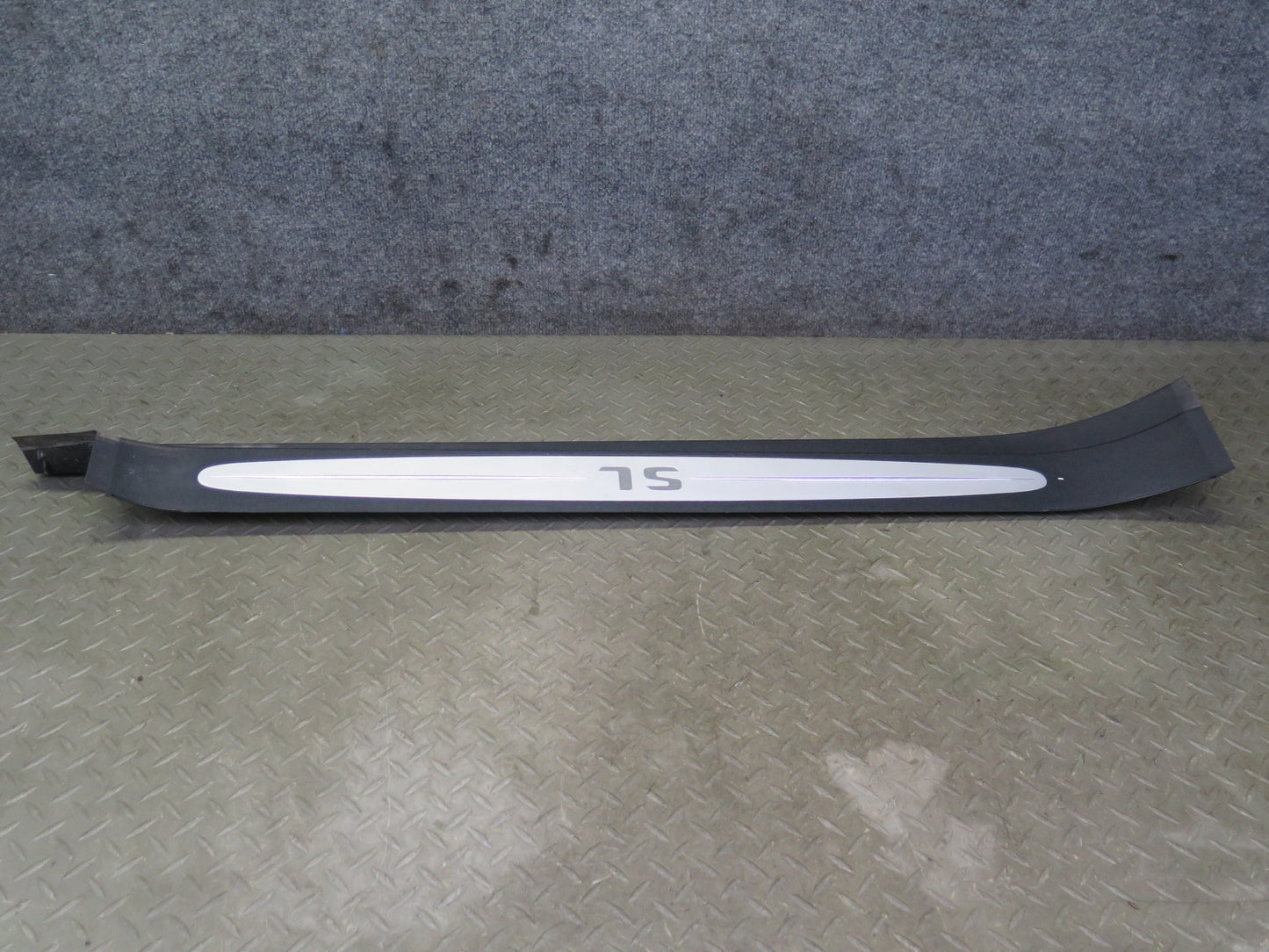 03-12 Mercedes R230 SL Set of 2 Left & Right Door Step Sill Plate Trim Panel OEM