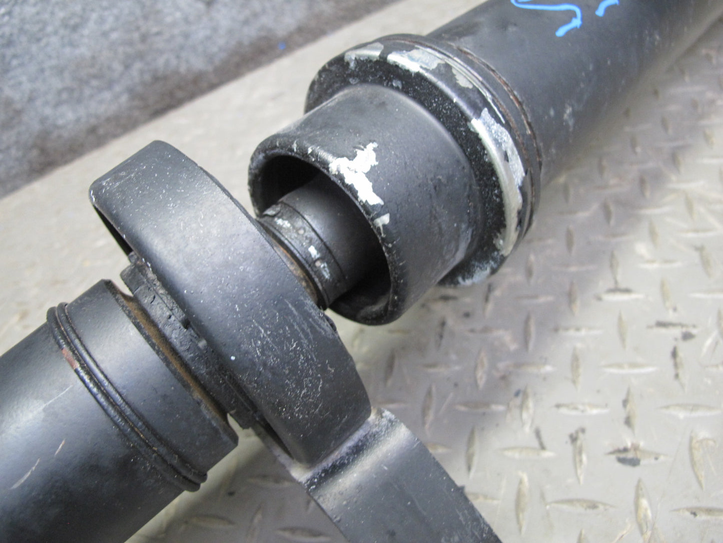 08-16 Audi 8T A5 S5 AWD A/T Rear Driveshaft Drive Shaft 8T0521101D 101K Mile OEM