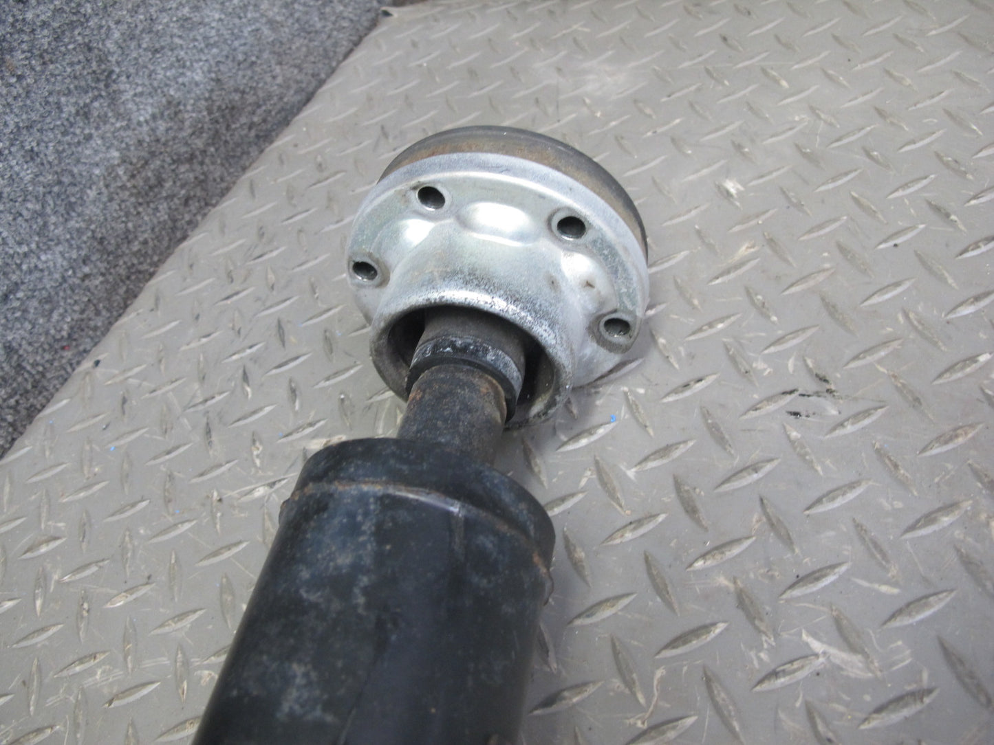 08-16 Audi 8T A5 S5 AWD A/T Rear Driveshaft Drive Shaft 8T0521101D 101K Mile OEM