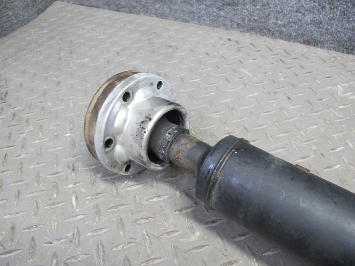 08-16 Audi 8T A5 S5 AWD A/T Rear Driveshaft Drive Shaft 8T0521101D 101K Mile OEM