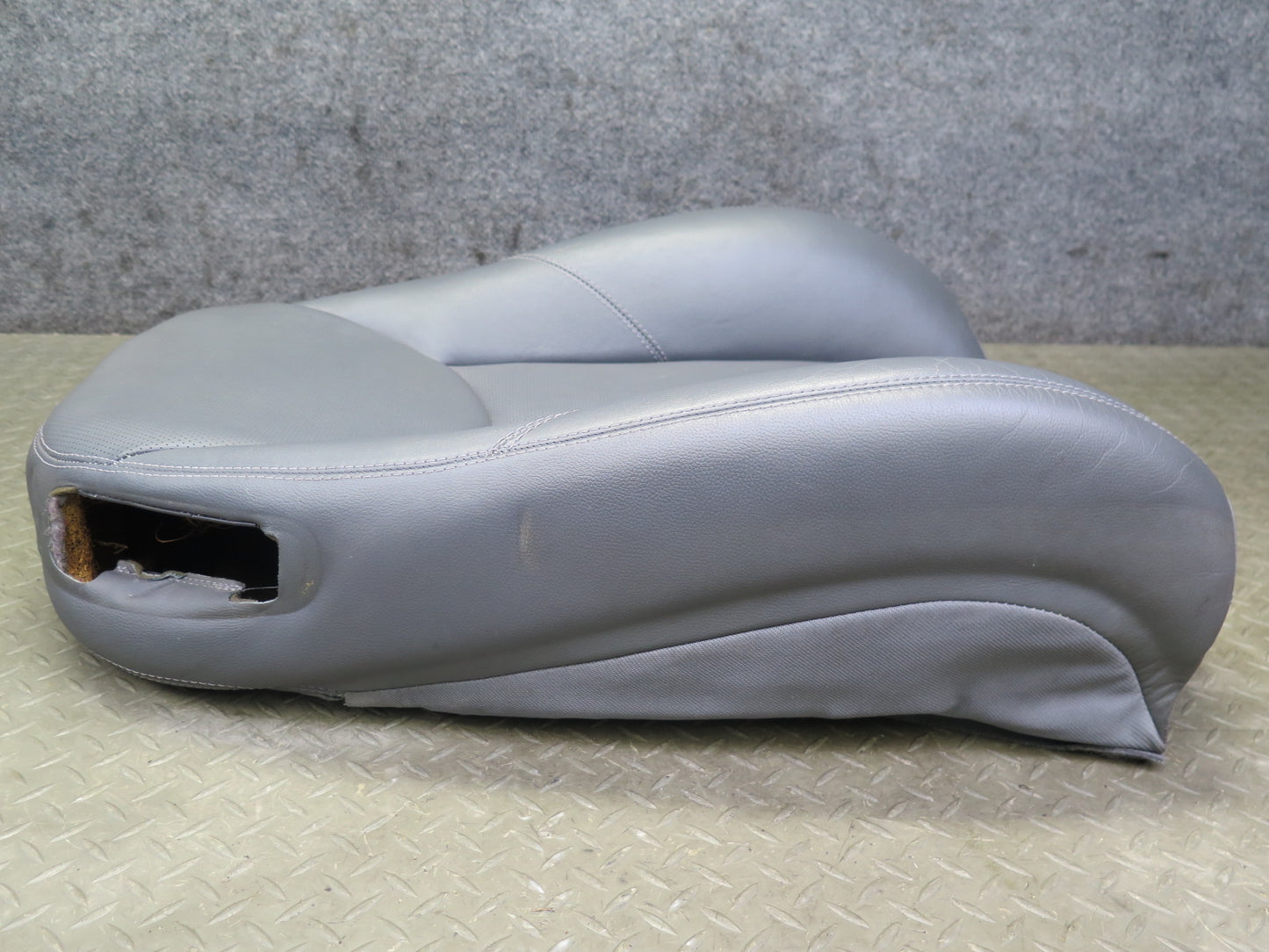 03-08 Mercedes R230 SL500 Front Right Seat Leather Upper Backrest Cushion OEM