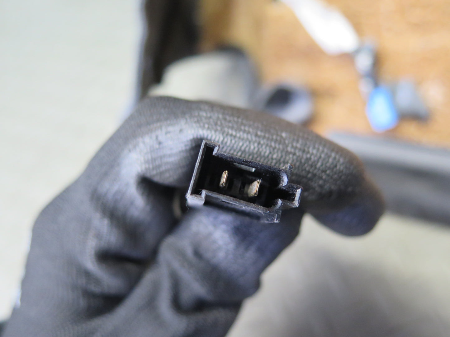 03-08 Mercedes R230 SL500 Front Right Seat Leather Upper Backrest Cushion OEM