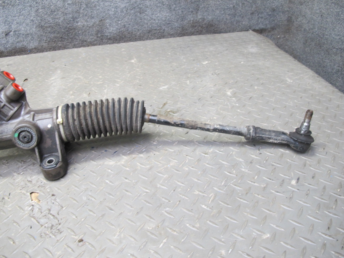 99-00 VW Eurovan T4 Power Steering Rack & Pinion 701422055M OEM