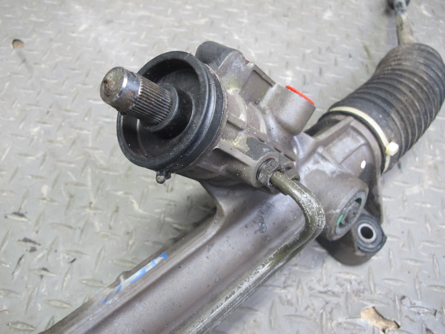 99-00 VW Eurovan T4 Power Steering Rack & Pinion 701422055M OEM