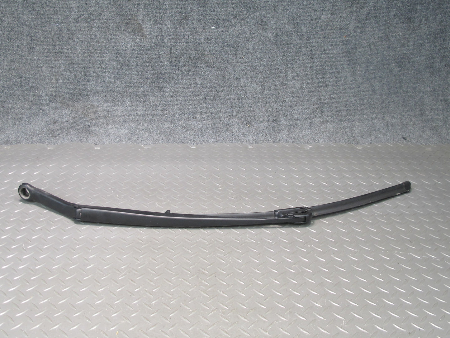 01-06 BMW E46 330ci Coupe Convertible Left & Right Windshield Wiper Arm Set OEM