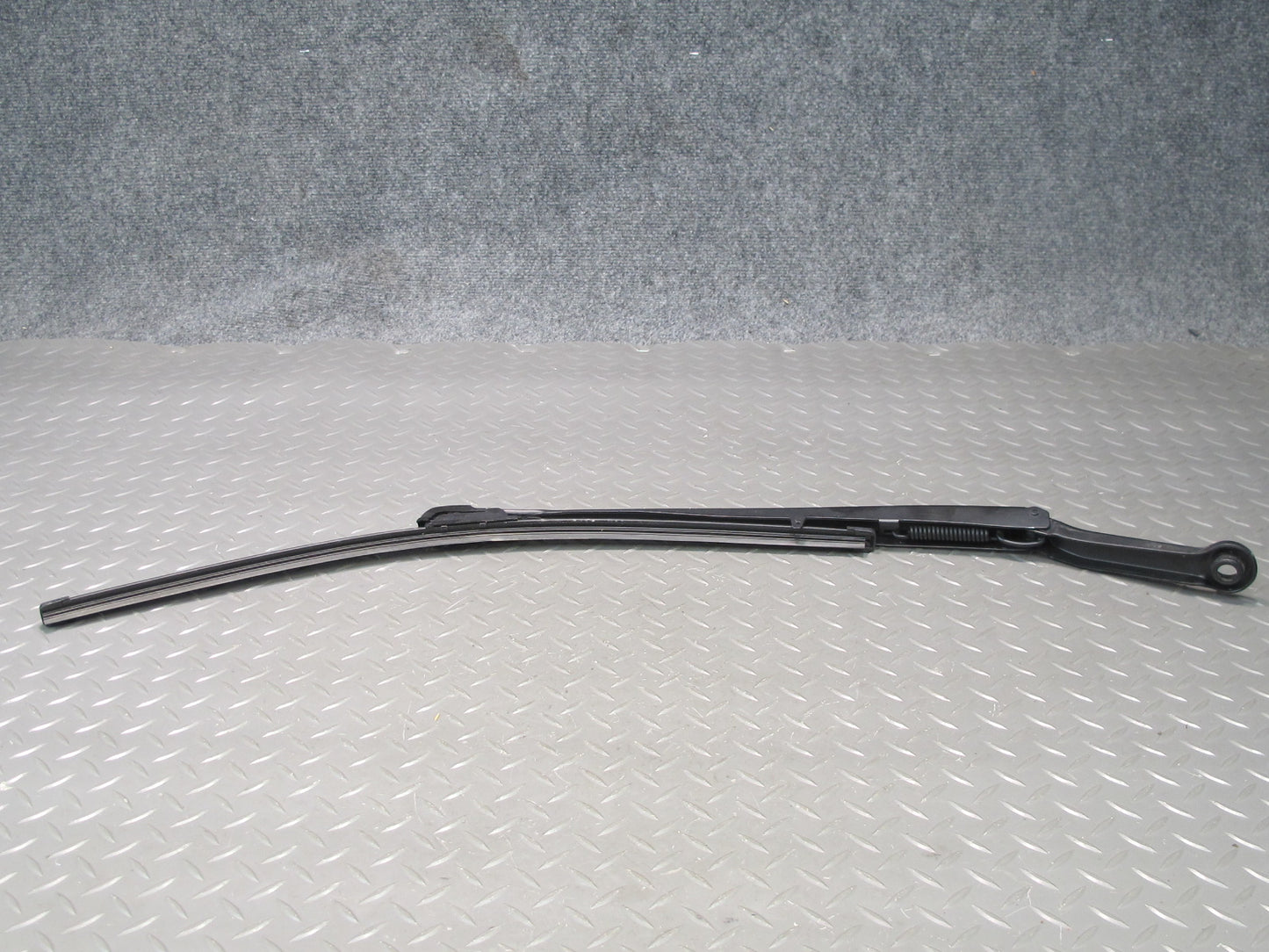 01-06 BMW E46 330ci Coupe Convertible Left & Right Windshield Wiper Arm Set OEM
