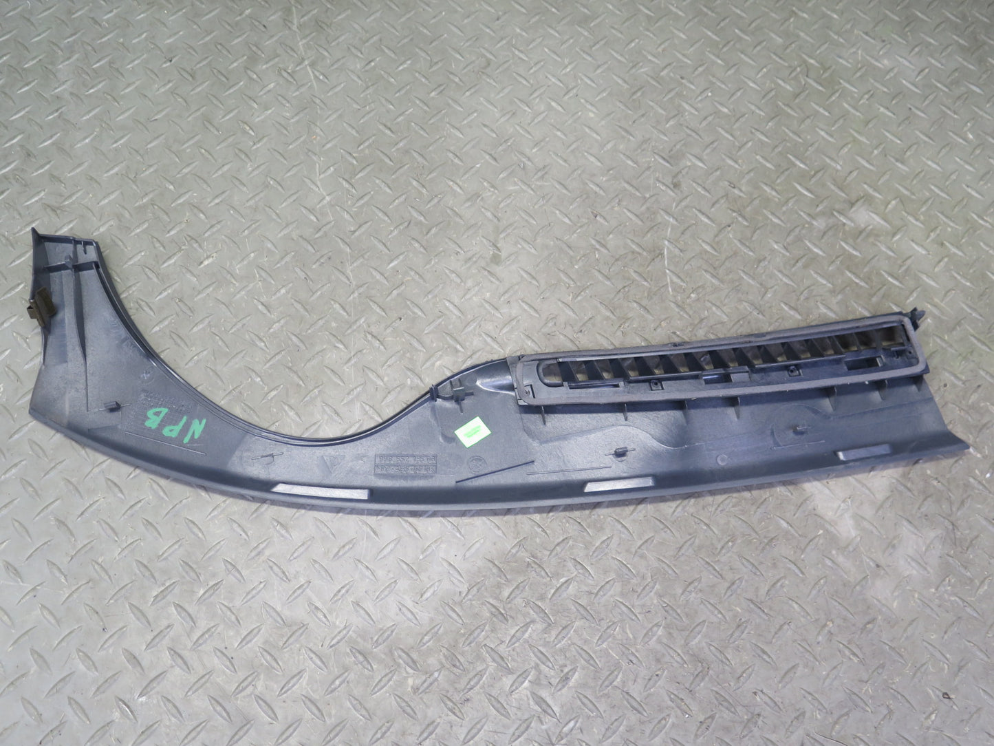 1997-2004 Porsche Boxster 986 Dash Front Air Vent Defrost Trim Grille Panel Set