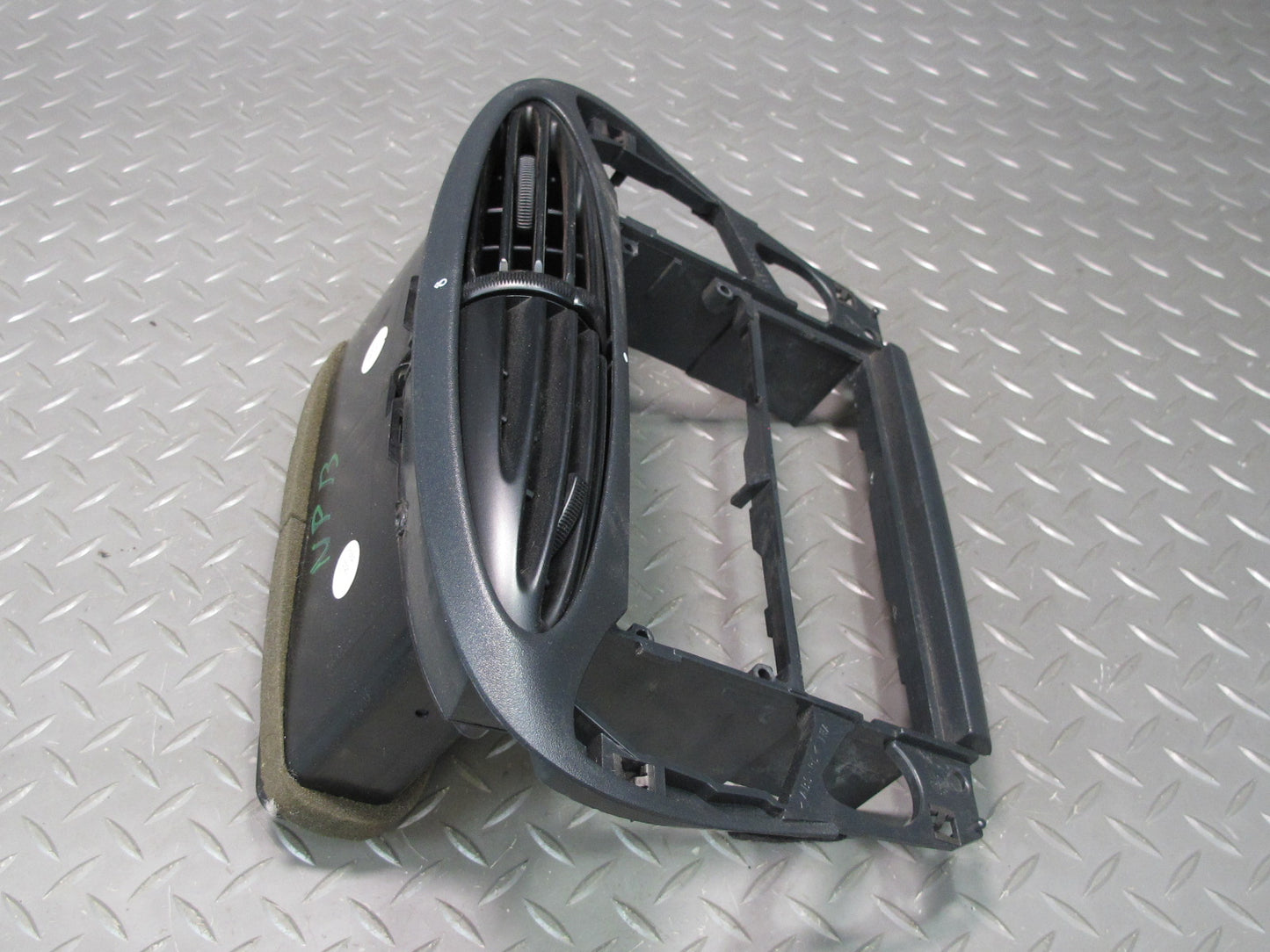 97-04 Porsche Boxster 986 Dash Front Left Center Right A/C Air Vent Grille Set