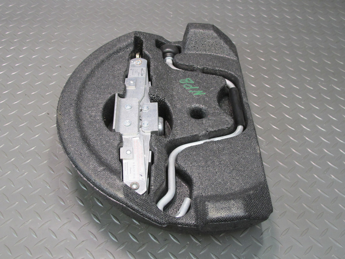 1997-2004 Porsche Boxster 986 Spare Tire Wheel Tool Jack Handle w Foam