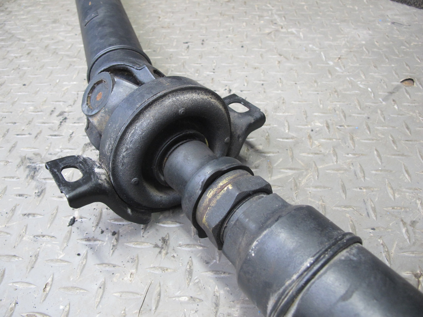 98-00 Lexus UCF20L LS400 RWD A/T Automatic Rear Drive Shaft Driveshaft 102K OEM