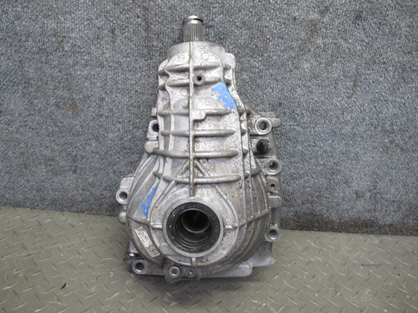 17-18 Porsche Panamera 971 2.9L 3.0L AWD Front Axle Differential Carrier RVG 44K