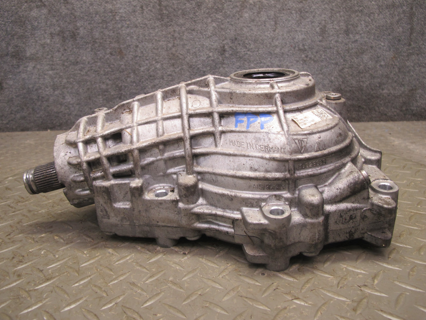 17-18 Porsche Panamera 971 2.9L 3.0L AWD Front Axle Differential Carrier RVG 44K