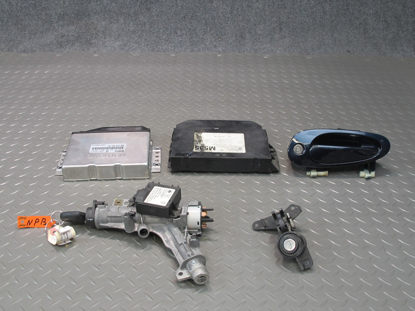 98-99 Porsche Boxster 986 M96.20 MT Engine ECU ECM Immo Ignition Lock Handle Set