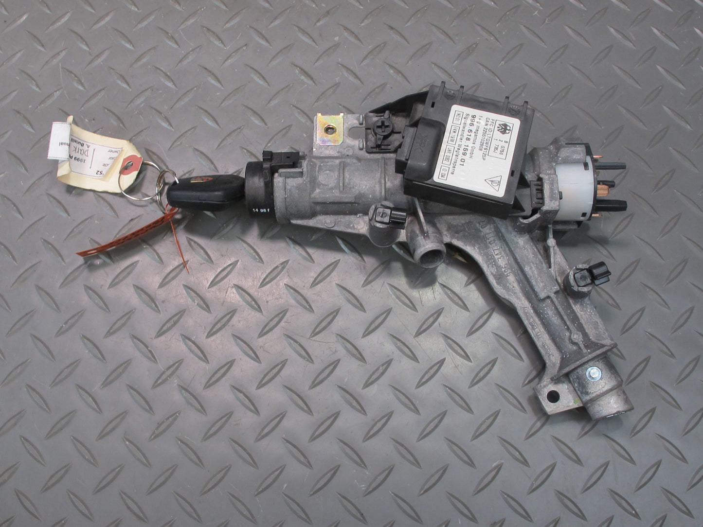 98-99 Porsche Boxster 986 M96.20 MT Engine ECU ECM Immo Ignition Lock Handle Set