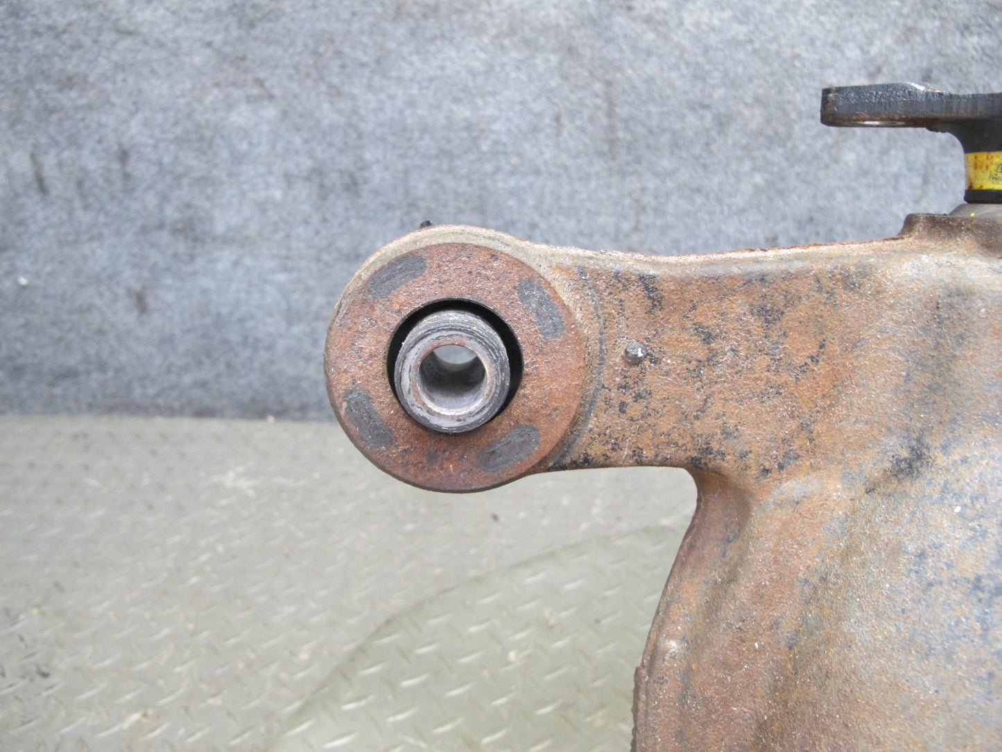 98-00 Lexus UCF20L LS400 A/T Rear Differential Carrier 3.266 Ratio 102K Mile OEM