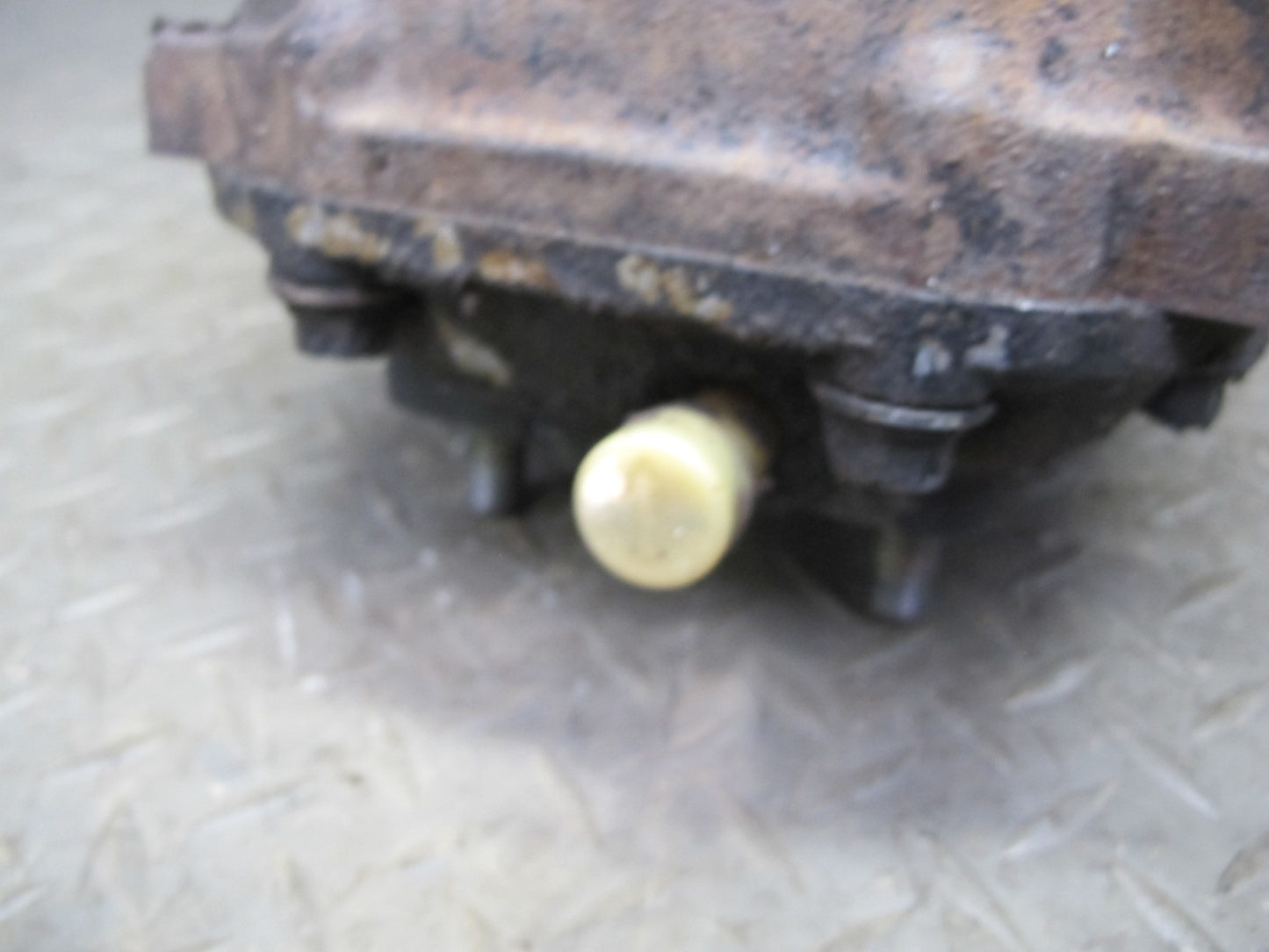 77-78 Datsun S30 280Z A/T R180 Rear Axle Differential Carrier 3.9 Ratio 50k OEM