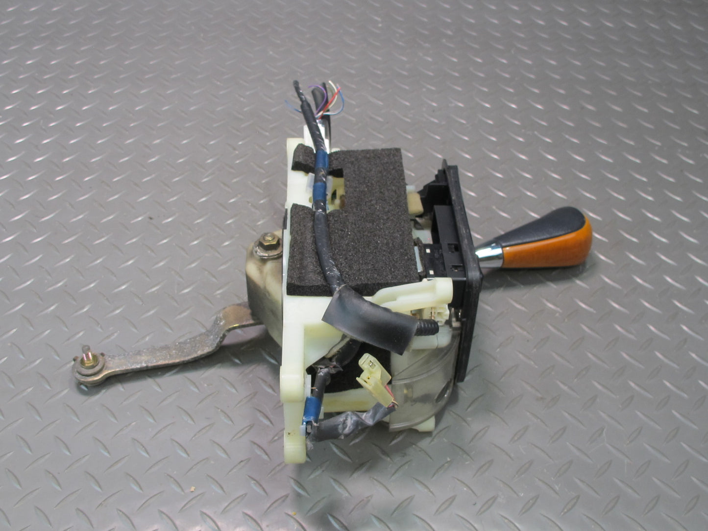 98-00 Lexus UCF20L LS400 A/T Automatic Transmission Gear Shifter w Knob OEM