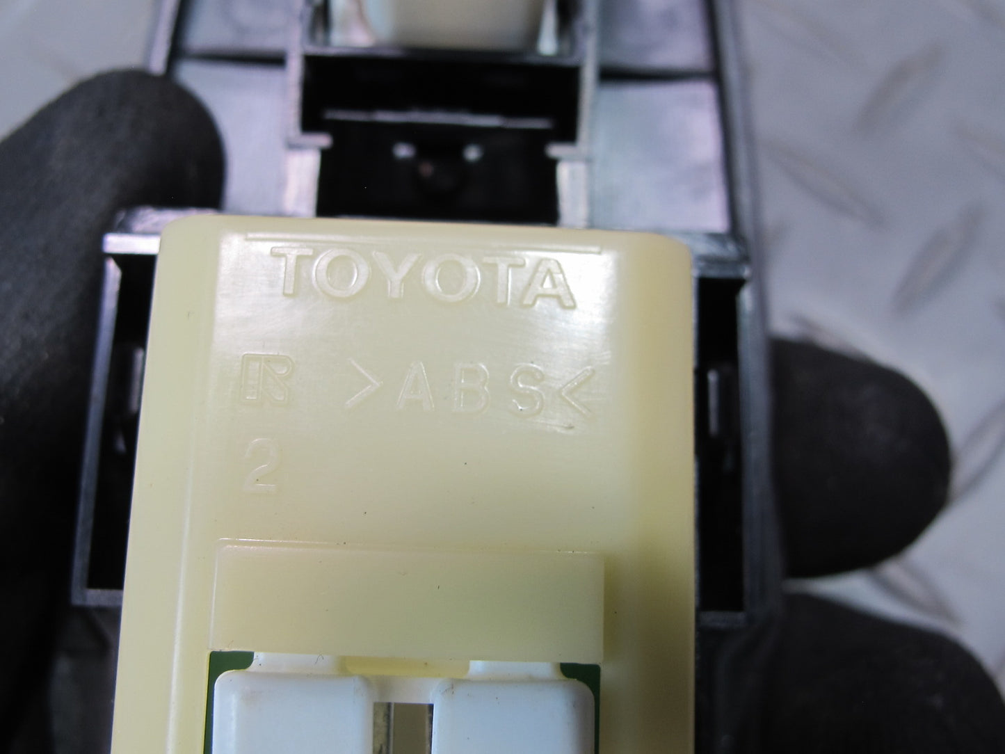 98-00 Lexus UCF20L LS400 Front Right Passenger Door Window Switch w Trim OEM