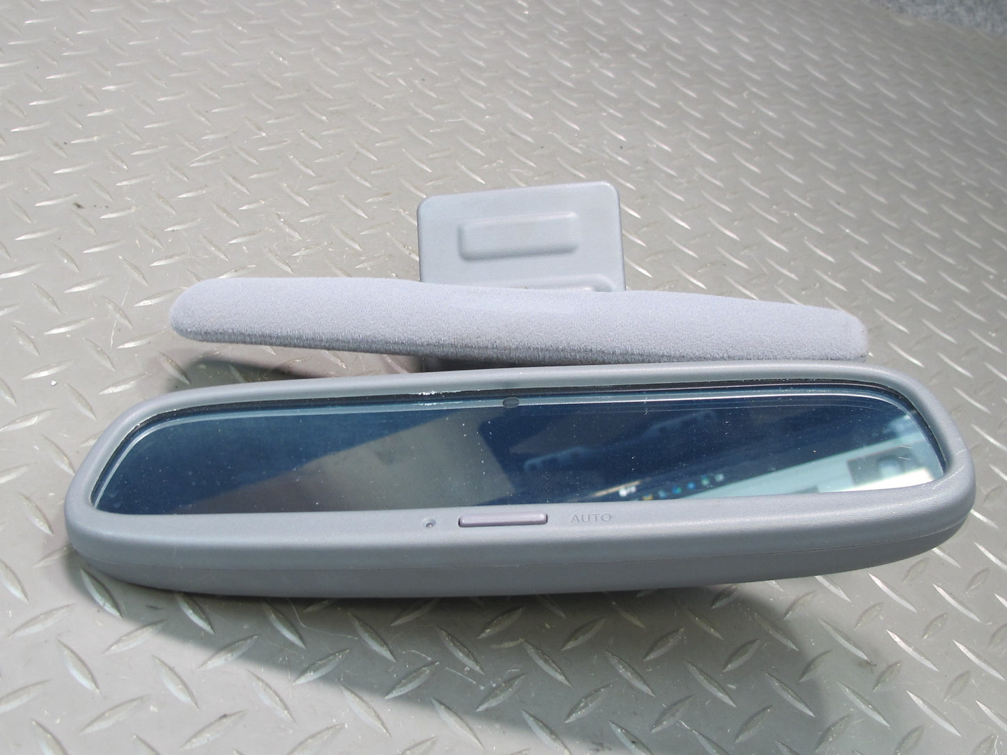98-00 Lexus UCF20L LS400 Auto Dim Interior Rear View Mirror w Sun Visor OEM