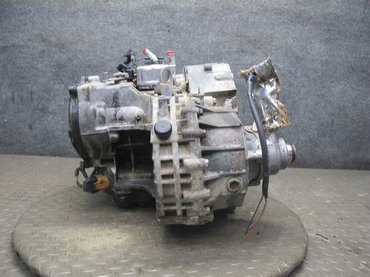 99-00 VW Eurovan T4 2.8L AES DRG 4-SPEED A/T Automatic Transmission OEM