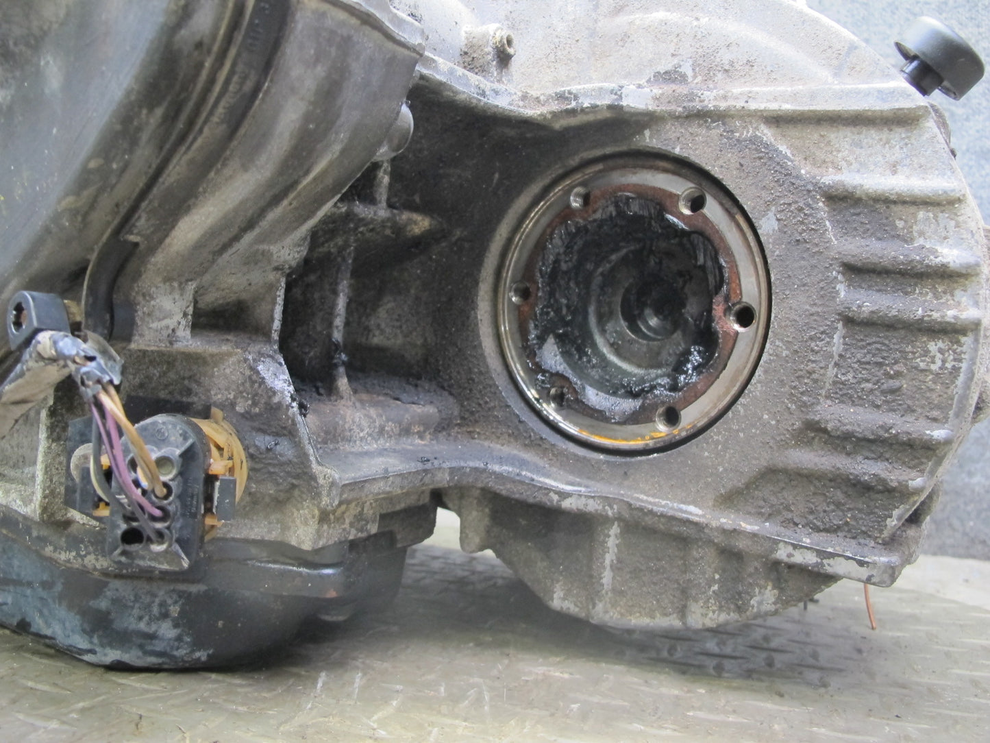 99-00 VW Eurovan T4 2.8L AES DRG 4-SPEED A/T Automatic Transmission OEM