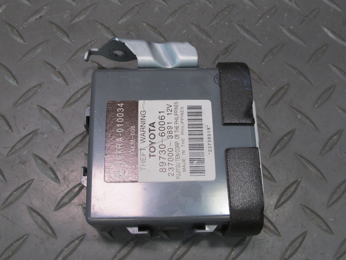 2006-2009 Lexus UZJ120L GX470 Theft Warning Control Module 89730-60061