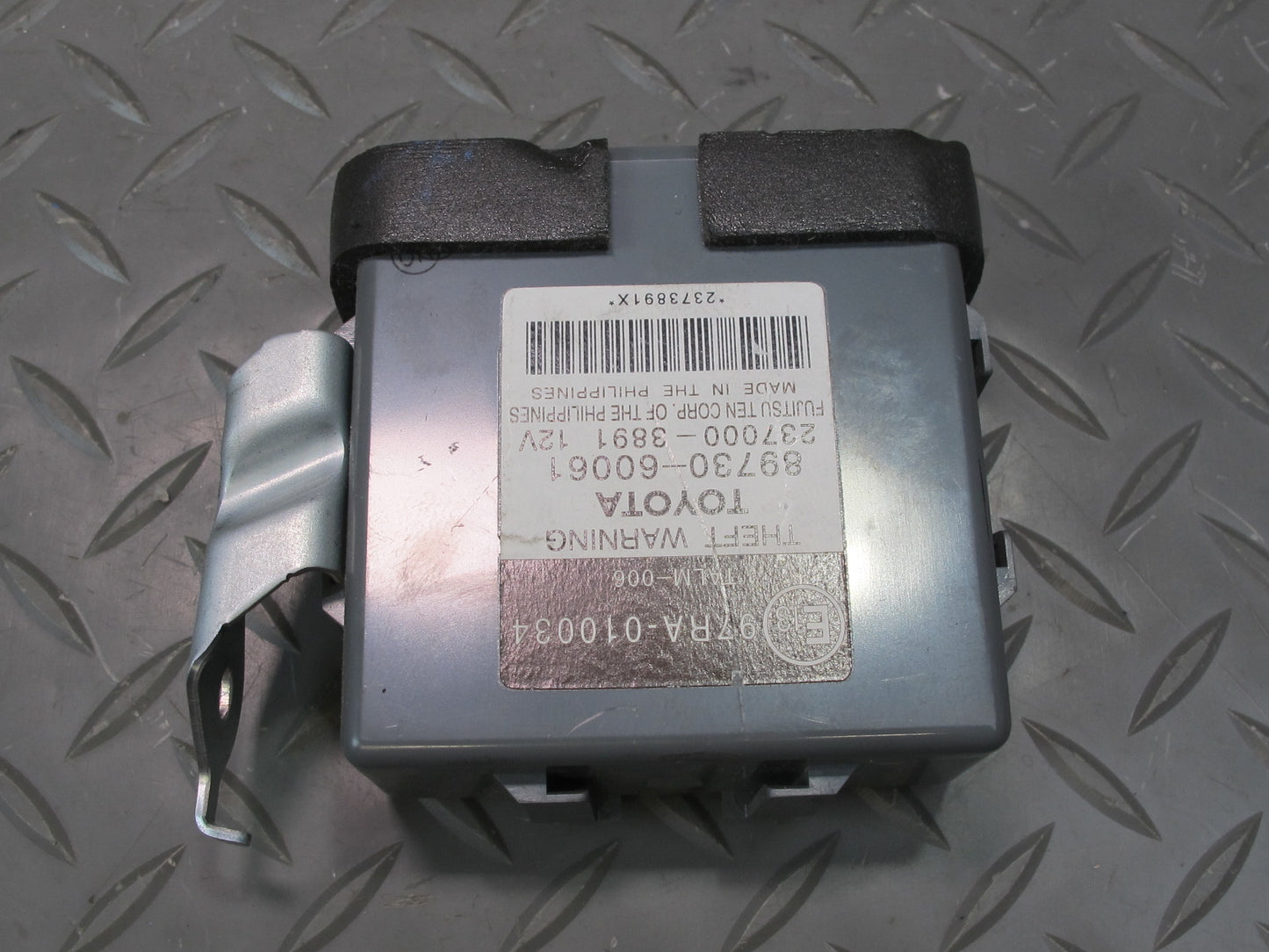 2006-2009 Lexus UZJ120L GX470 Theft Warning Control Module 89730-60061