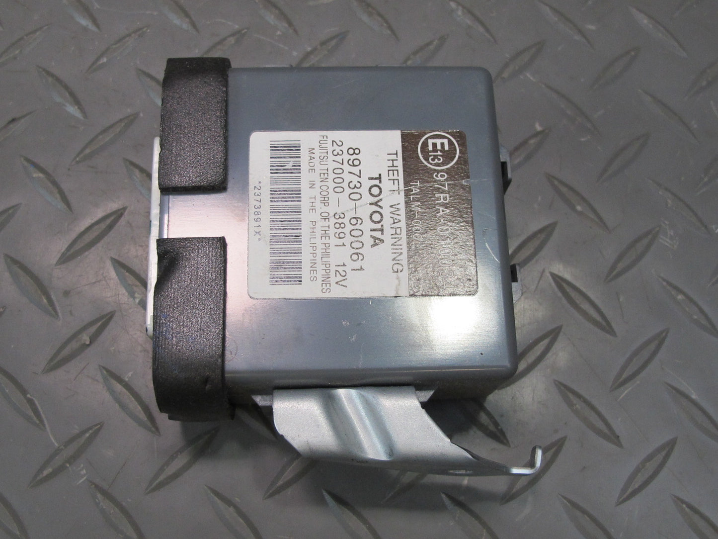 2006-2009 Lexus UZJ120L GX470 Theft Warning Control Module 89730-60061