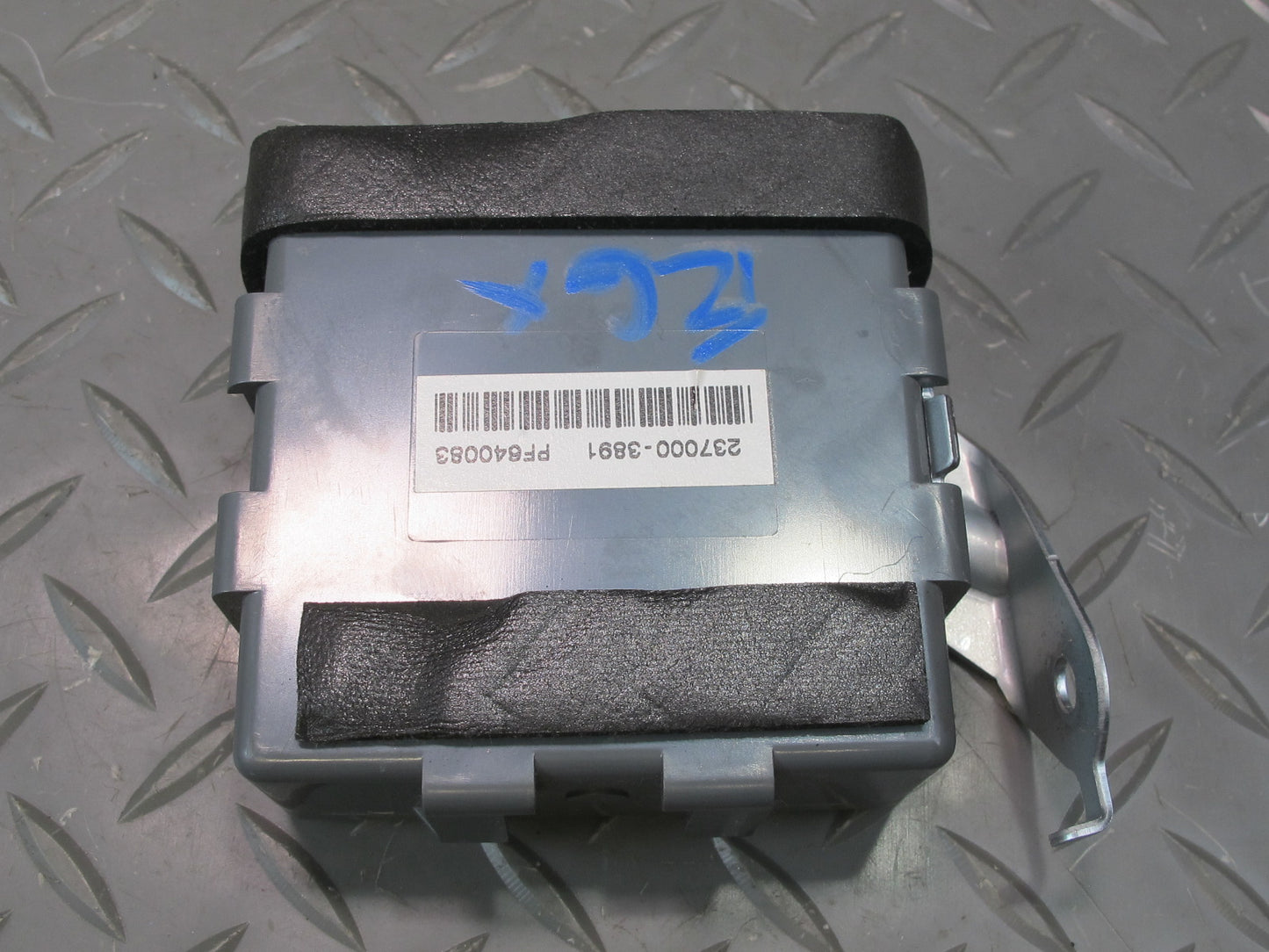 2006-2009 Lexus UZJ120L GX470 Theft Warning Control Module 89730-60061