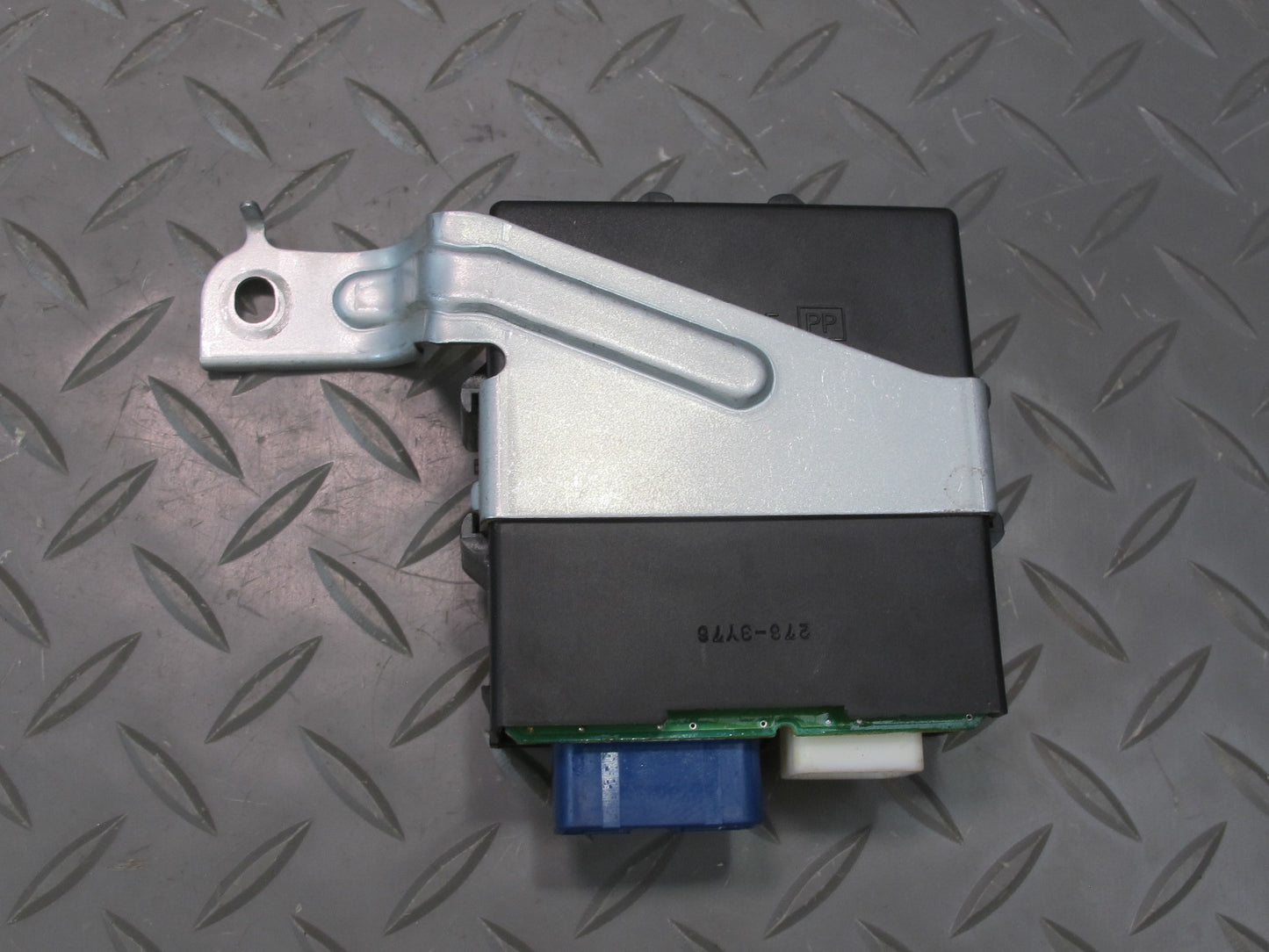 2003-2009 Lexus UZJ120L GX470 Windshield Wiper Control Module 85943-60011