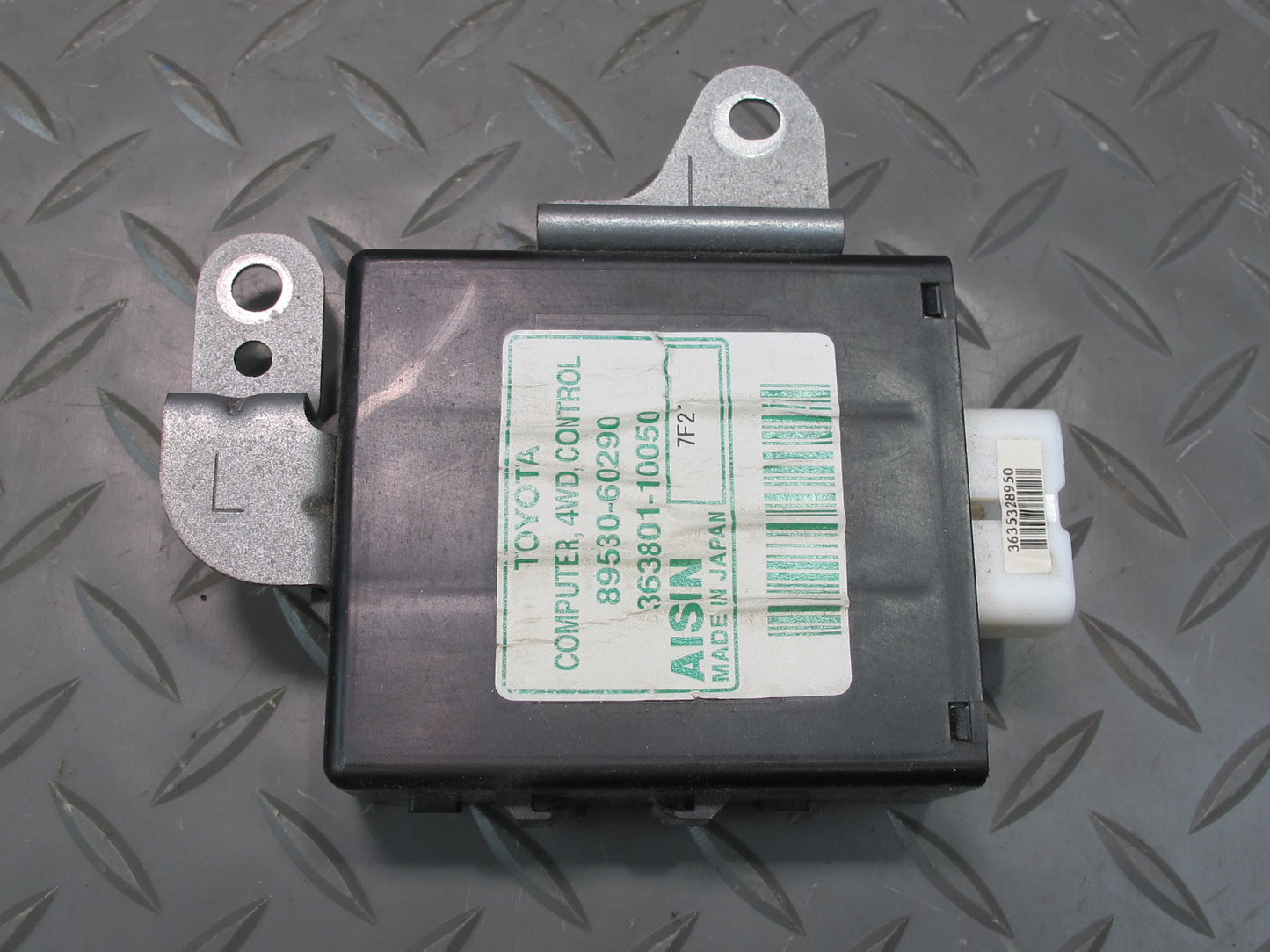 2003-2009 Lexus UZJ120L GX470 4X4 Transfer Case Control Module 89530-60290