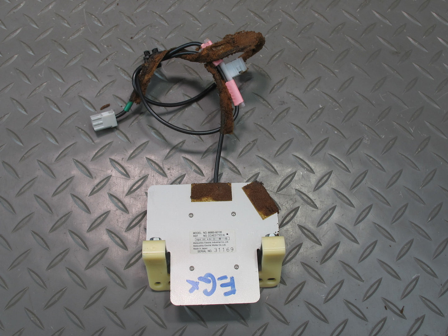 2007-2009 Lexus UZJ120L GX470 GPS Navigation Antenna 86860-60100